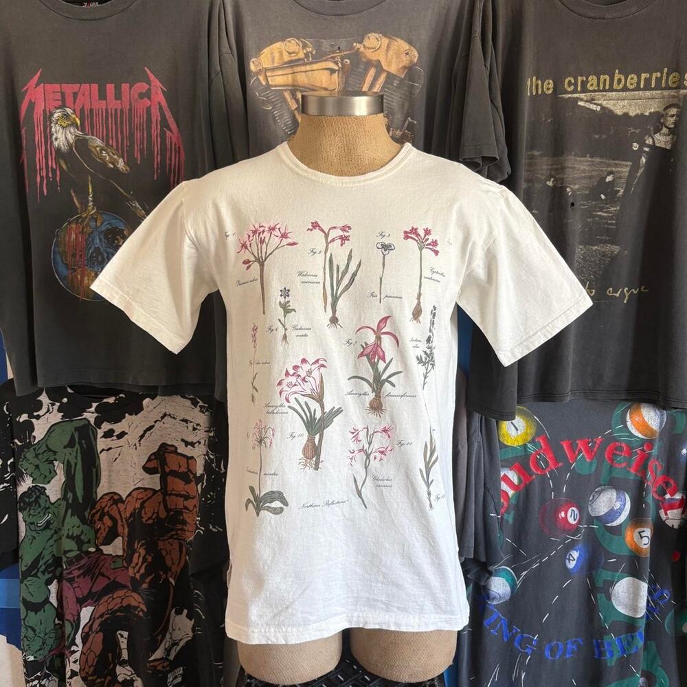 Vintage 1990s flowers t shirt